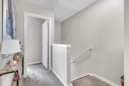 401 Copperpond Landing Se, Calgary, AB 
