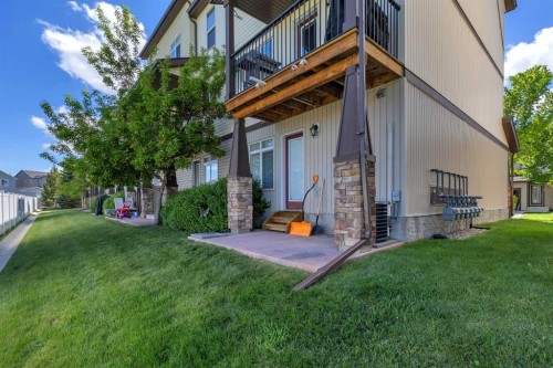 401 Copperpond Landing Se, Calgary, AB - Outdoor