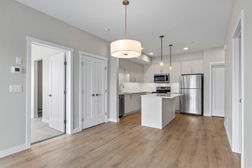 410-660 Shawnee Square Sw, Calgary, AB 