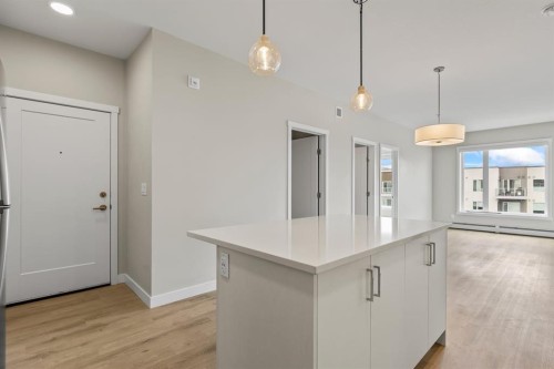 410-660 Shawnee Square Sw, Calgary, AB 