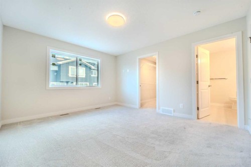 124 Waterford Way, Chestermere, AB 