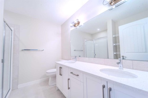 124 Waterford Way, Chestermere, AB 