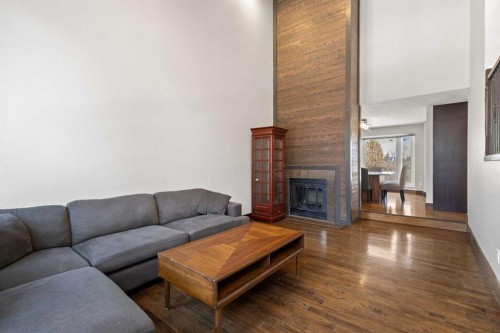 40 Wood Crescent Sw, Calgary, AB 