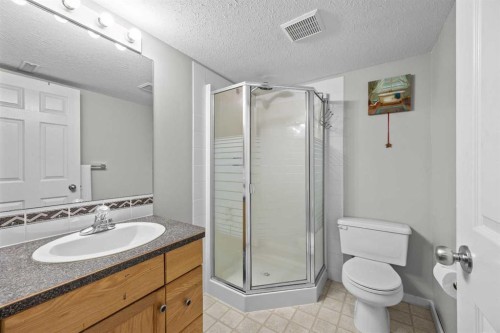 67 Saddlemead Green Ne, Calgary, AB 
