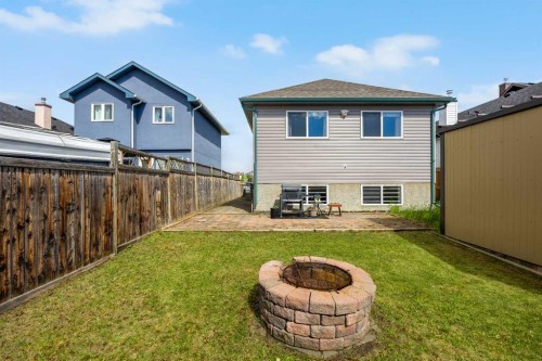 67 Saddlemead Green Ne, Calgary, AB 