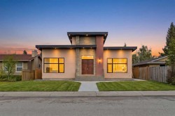 43 Lake Wapta Rise SE Calgary, AB T2J 2N1