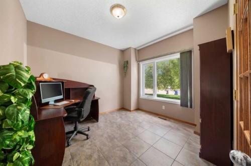 138 Gleneagles View, Cochrane, AB 