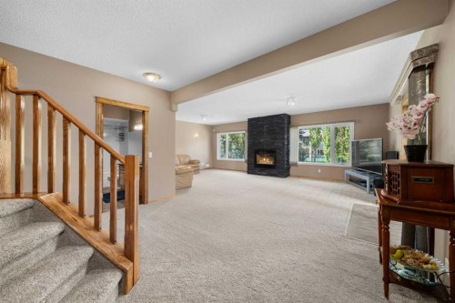 138 Gleneagles View, Cochrane, AB 