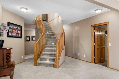 138 Gleneagles View, Cochrane, AB 