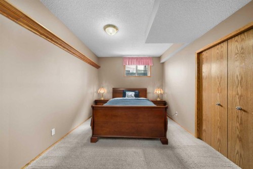 138 Gleneagles View, Cochrane, AB 