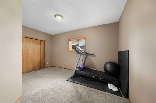 138 Gleneagles View, Cochrane, AB 
