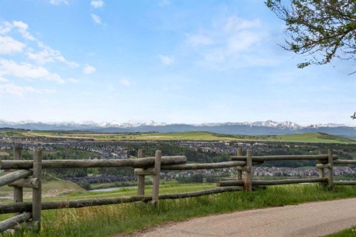 138 Gleneagles View, Cochrane, AB 