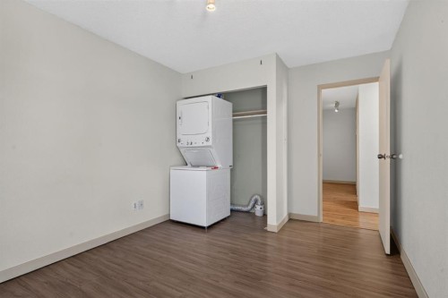 202-809 4 Street Ne, Calgary, AB 