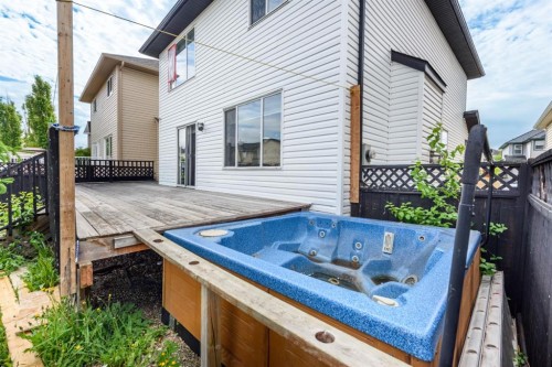 183 Saddleback Road Ne, Calgary, AB 
