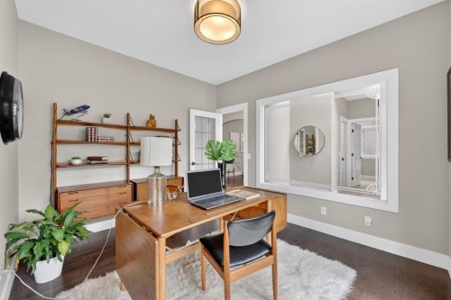46 Simcrest Manor Sw, Calgary, AB 
