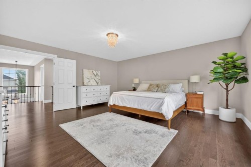 46 Simcrest Manor Sw, Calgary, AB 