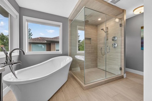 46 Simcrest Manor Sw, Calgary, AB 