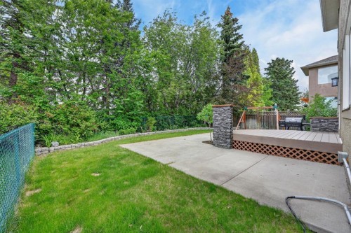 46 Simcrest Manor Sw, Calgary, AB 
