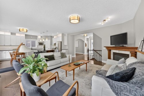 46 Simcrest Manor Sw, Calgary, AB 