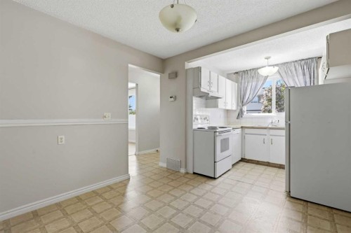 35-740 Bracewood Drive Sw, Calgary, AB 