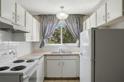 35-740 Bracewood Drive Sw, Calgary, AB 