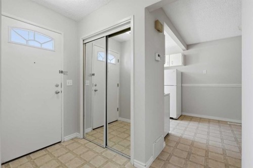 35-740 Bracewood Drive Sw, Calgary, AB 