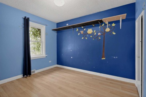 504 1 Avenue Ne, Airdrie, AB 