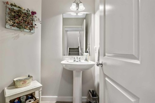 87 Elgin Drive, Calgary, AB 