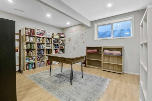 87 Elgin Drive, Calgary, AB 