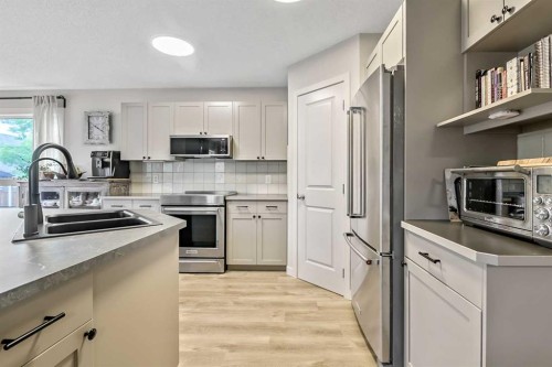 87 Elgin Drive, Calgary, AB 