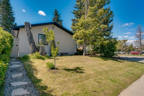 10704 Oakfield Drive Sw, Calgary, AB 