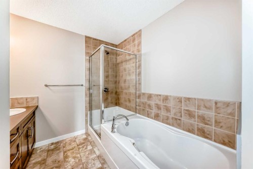 174 Auburn Bay Boulevard Se, Calgary, AB 