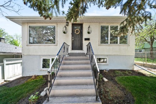 817 17 Avenue Se, Calgary, AB 