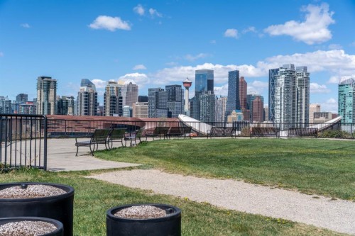 817 17 Avenue Se, Calgary, AB 