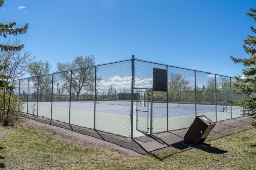 817 17 Avenue Se, Calgary, AB 