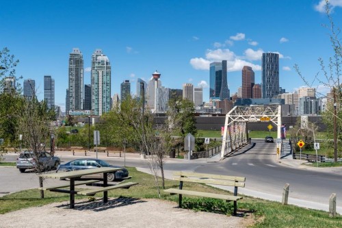 817 17 Avenue Se, Calgary, AB 