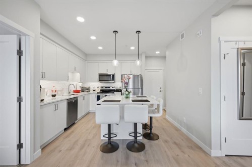 104-660 Shawnee Square Sw, Calgary, AB 