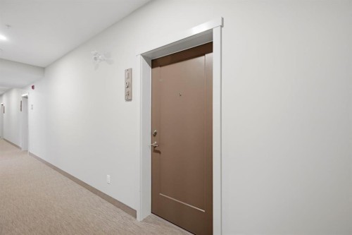 104-660 Shawnee Square Sw, Calgary, AB 