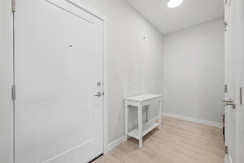 104-660 Shawnee Square Sw, Calgary, AB 