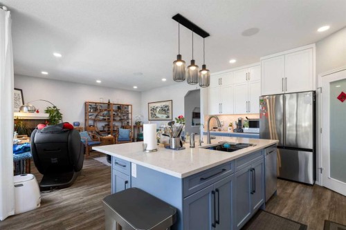 76 Rockywood Park Nw, Calgary, AB 