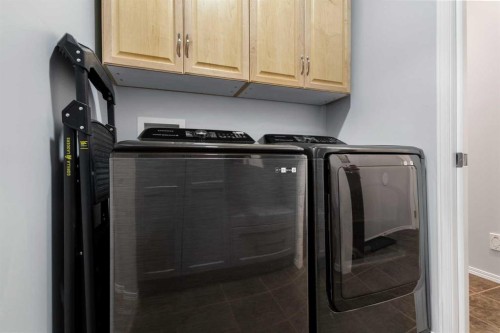 76 Rockywood Park Nw, Calgary, AB 