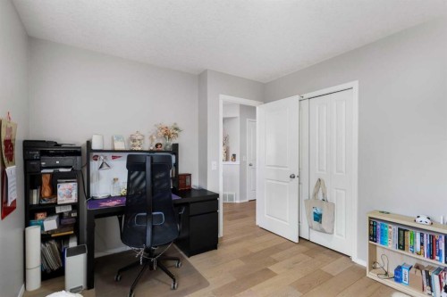 76 Rockywood Park Nw, Calgary, AB 