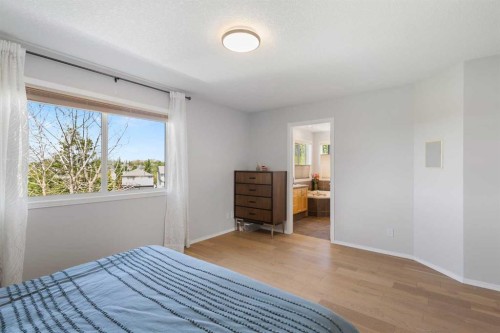 76 Rockywood Park Nw, Calgary, AB 