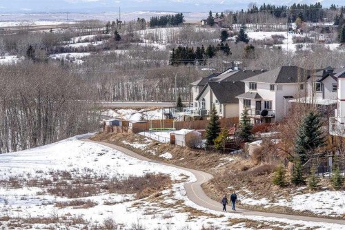 76 Rockywood Park Nw, Calgary, AB 