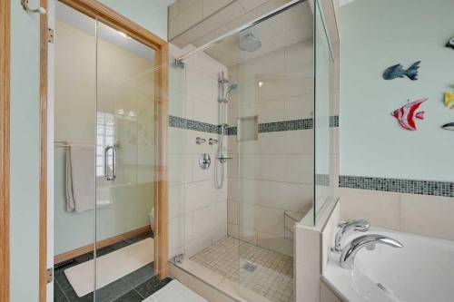 158 Valley Glen Heights Nw, Calgary, AB 