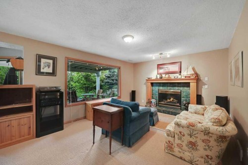 158 Valley Glen Heights Nw, Calgary, AB 
