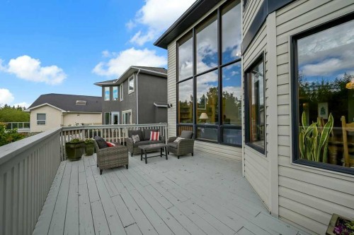 158 Valley Glen Heights Nw, Calgary, AB 