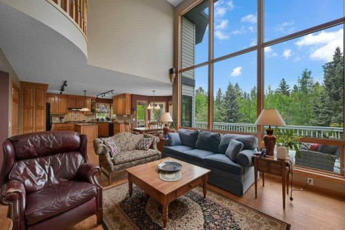 158 Valley Glen Heights Nw, Calgary, AB 