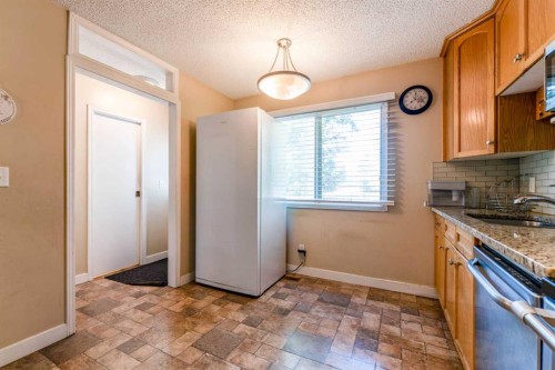 144 Midbend Place Se, Calgary, AB 
