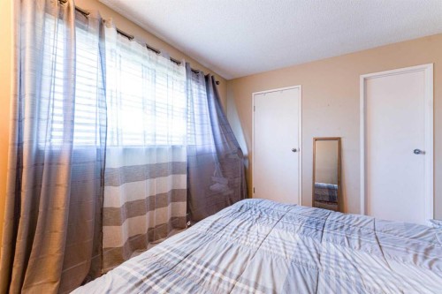 144 Midbend Place Se, Calgary, AB 